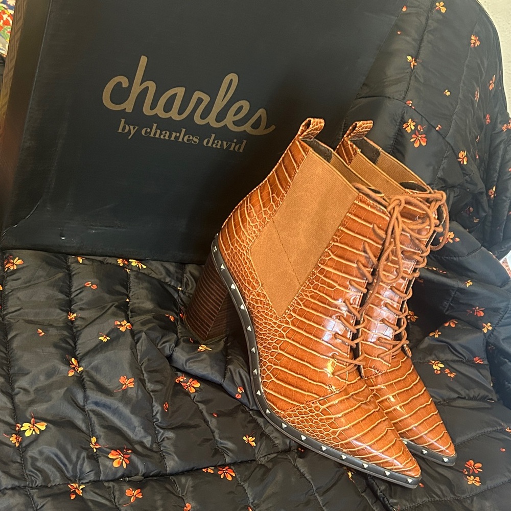 Charles By Charles David Brown Croc Lace-Up Boots - Picture 8 of 8